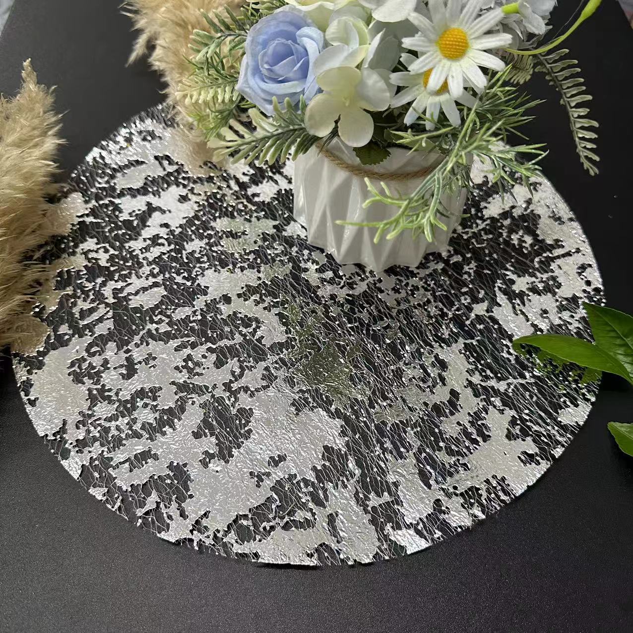 Amazon Cross-Border Disposable Gold Placemat Metal Round Gold Foil Mesh Pressed Table Mat Placemat Factory Wholesale
