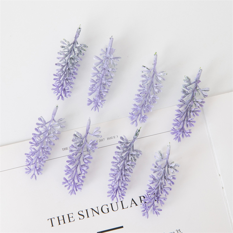 Foreign trade hot sale Christmas decoration succulent green plant pine cone plastic flowers and plants leaves Ferns shooting props