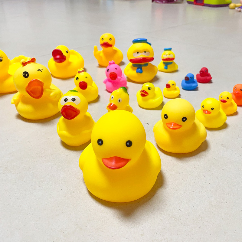 Bath Toy Little Yellow Duck Kidsren's Swimming Pool Play with Pinch and Call Sound for Boys and Girls Baby Baby Popular Duck