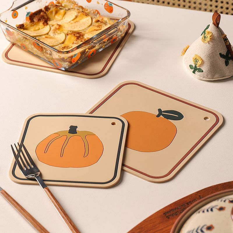 Heat Insulation Mat Anti-scalding Heat-resistant Household Bowl Mat Non-slip Silicone Dining Table Mat High-value Thickened Tea Cup Mat Hanging