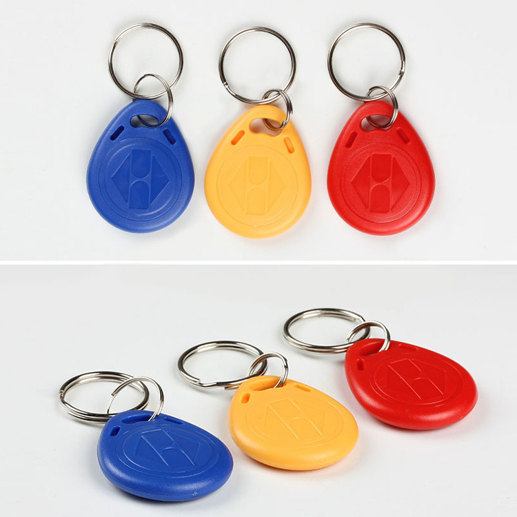 id replicable card T5577 copy card access control id repeated erasure key chain 125K induction button encryption card