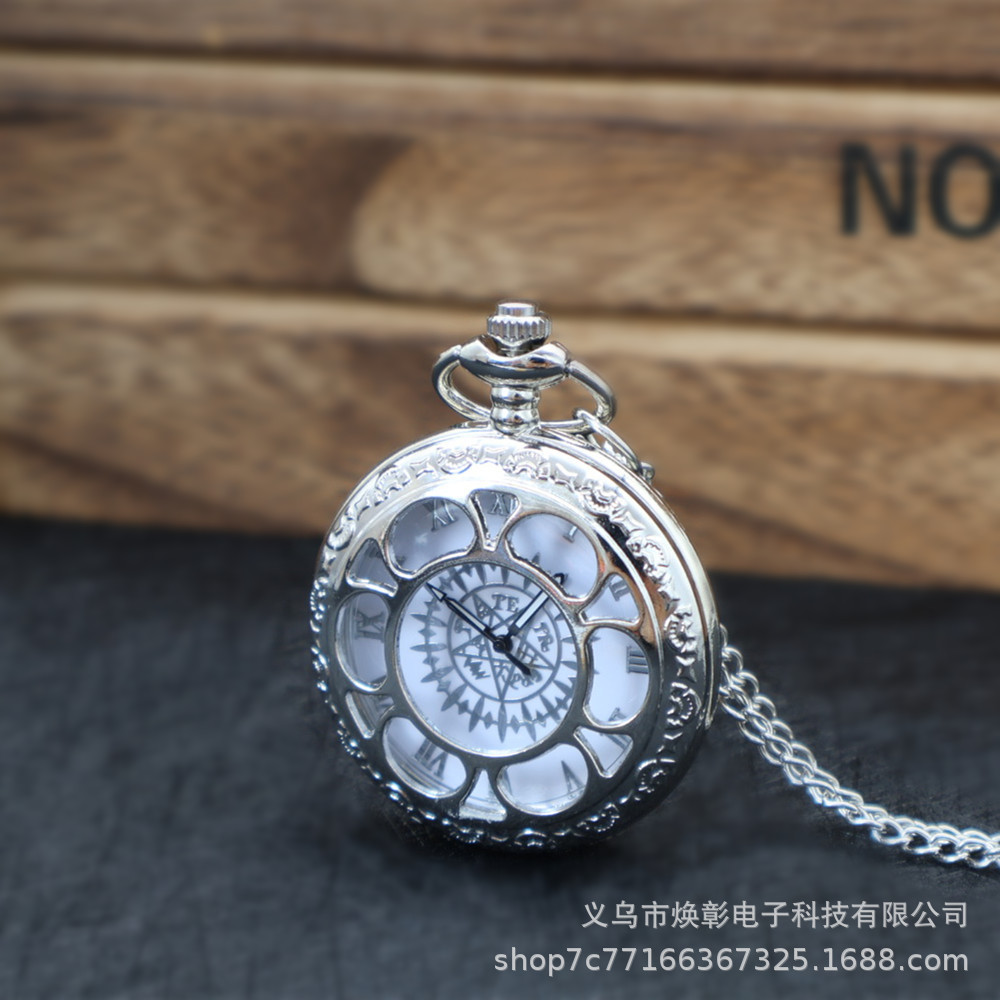 Manufacturer's In-Stock Butterfly Pocket Watch, Custom Vintage Flip-Cover Hollow Quartz Chain Watch, Silver Black Butler Pocket Watch, Cross-Border