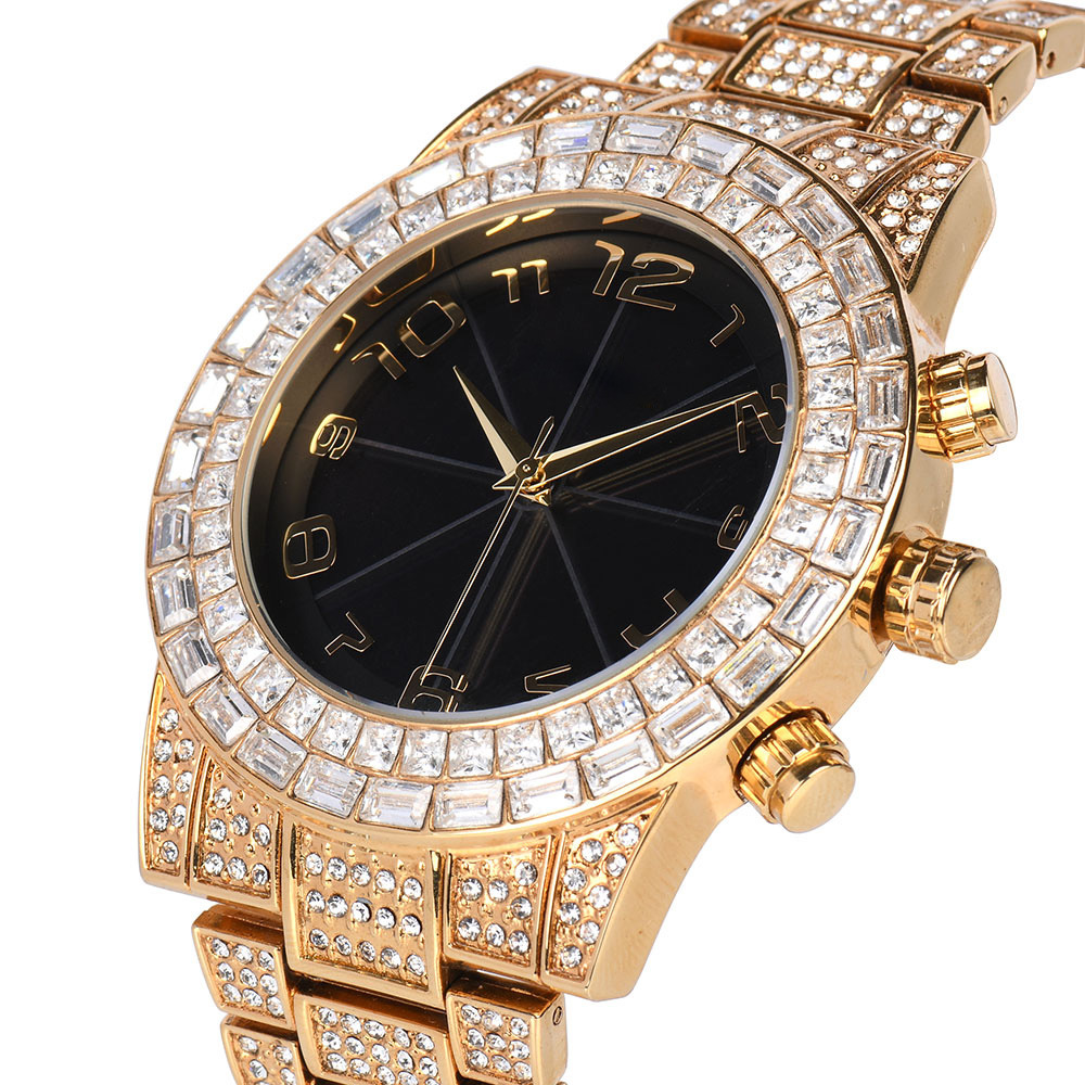 Factory Customized German and Japanese Dual-Frequency Solar Radio Watch, Fashionable Full Diamond Gold Shell with Radio Watch Digital Watch for Men