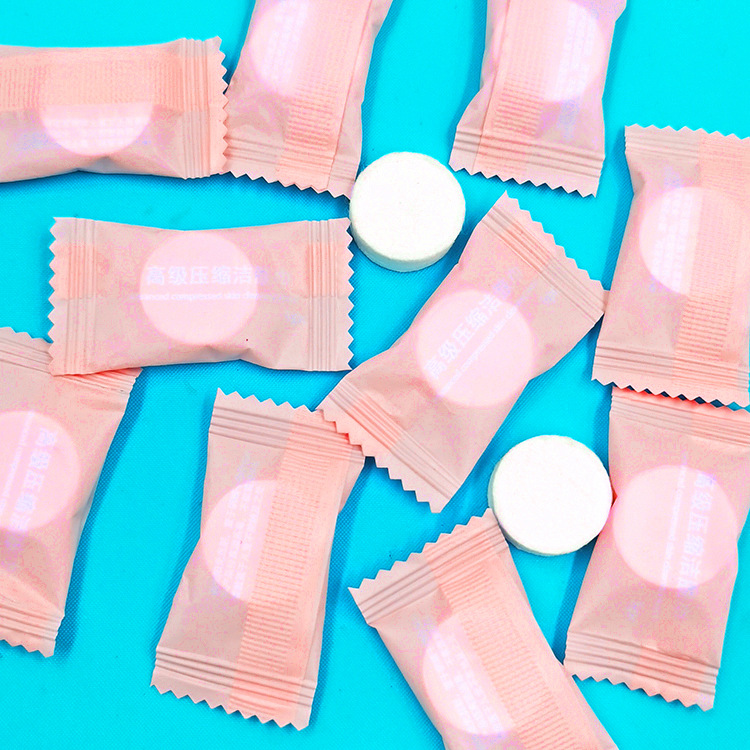 Disposable Compressed Towel Candy White Facial Cleansing Towel Small Square Towel Portable Hotel Travel Compressed Towel