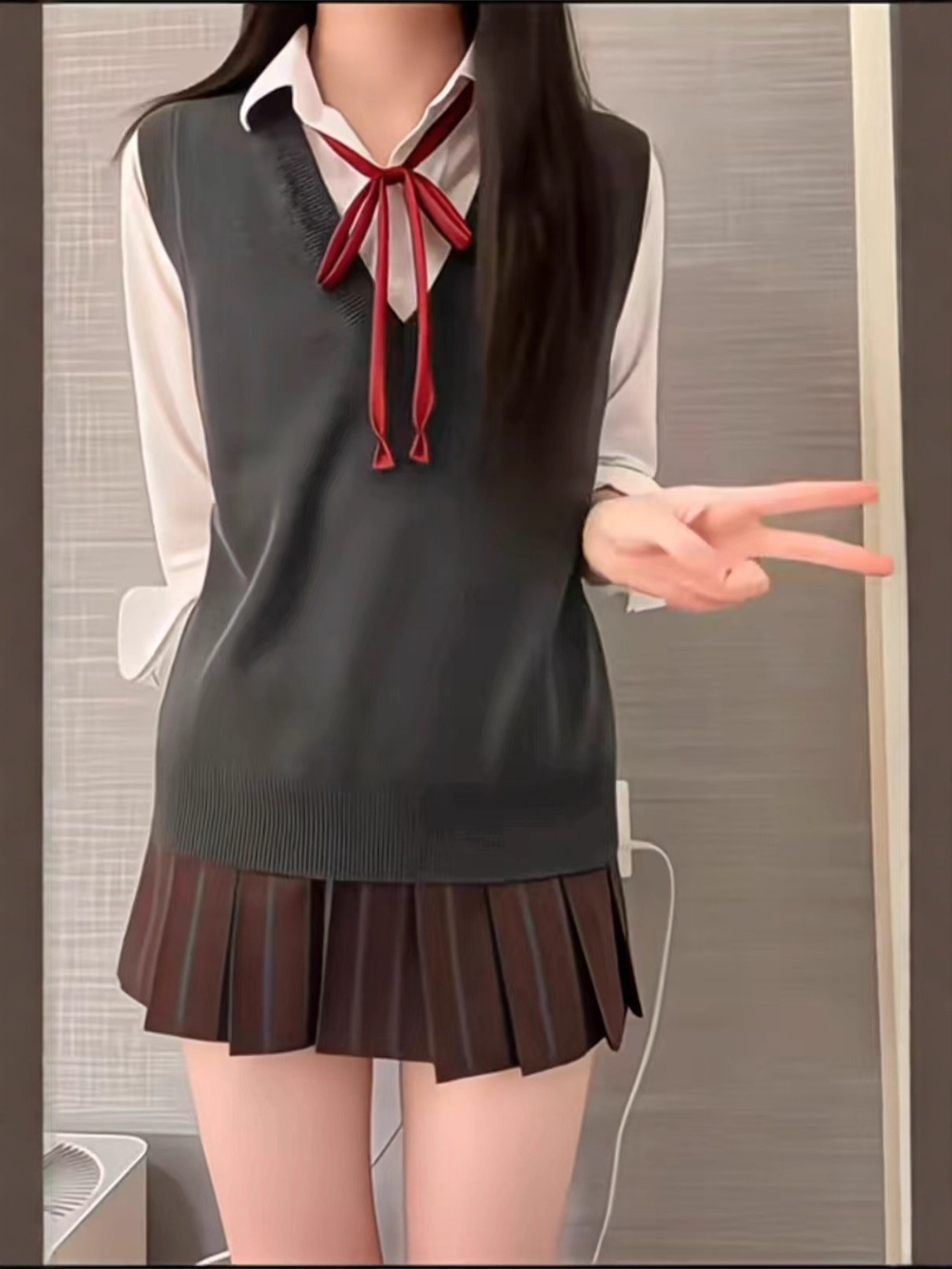 Jk Vest Outerwear for Petite Japanese-Style Students, Sweet School Uniform, Versatile for Commuting, Layered Solid Color Basic Sweater Vest