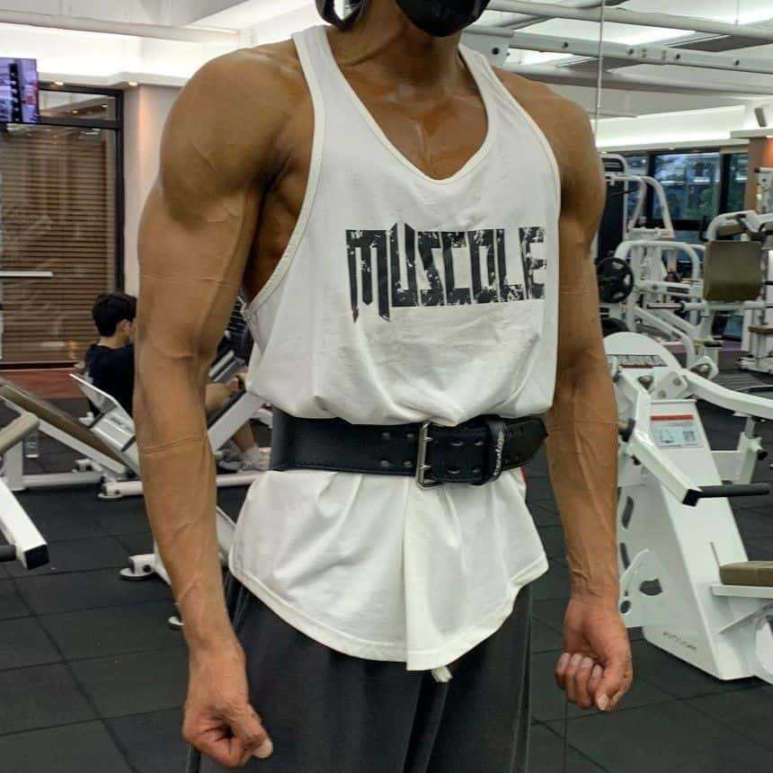 Summer Sports Fitness Vest Men's Casual Running Aerobic Training Elastic Breathable Sleeveless Racer Vest Undershirt