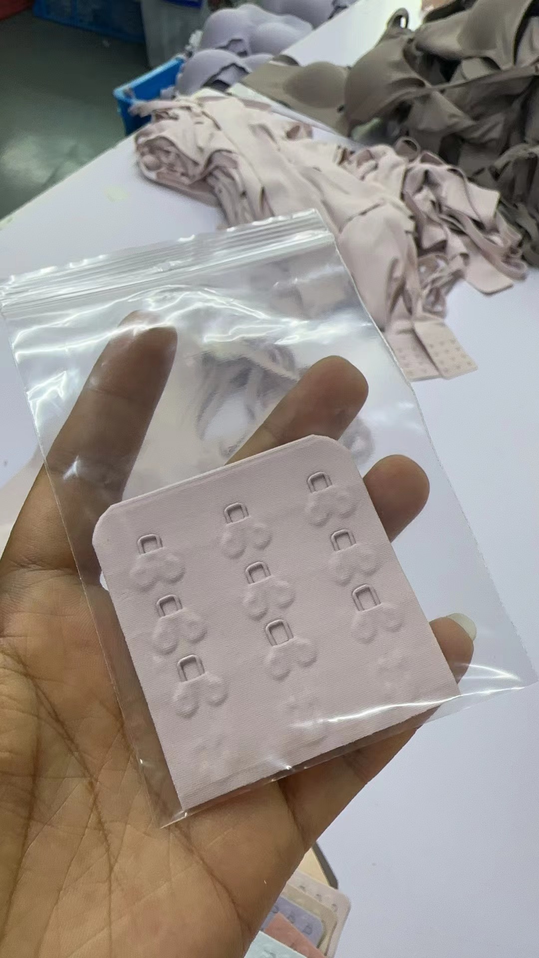 Breastfeeding Underwear Extension Buckle Bra Back Buckle Extension in stock Original Production Pregnant Women's Underwear Extension Buckle Breastfeeding Bra