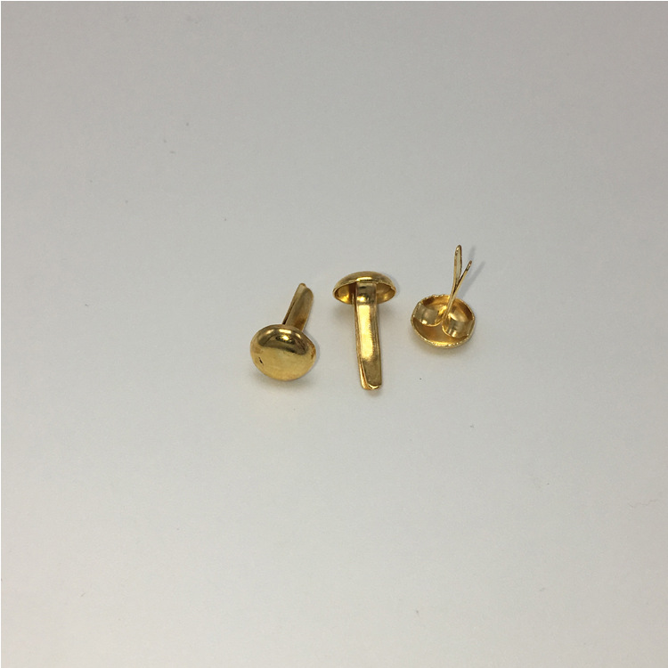 Spot 5mm 4.5mm 8mm round two-legged nails solid color two-legged nails color electroplating paint two-legged nails
