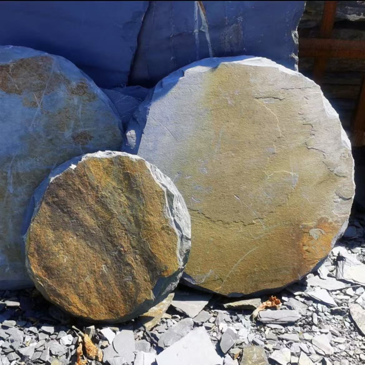 Natural Rust Yellow Bluestone Stepping Stones Outdoor Garden Courtyard Paving Stones Lawn Yard Stepping Stones Outdoor Non-Slip