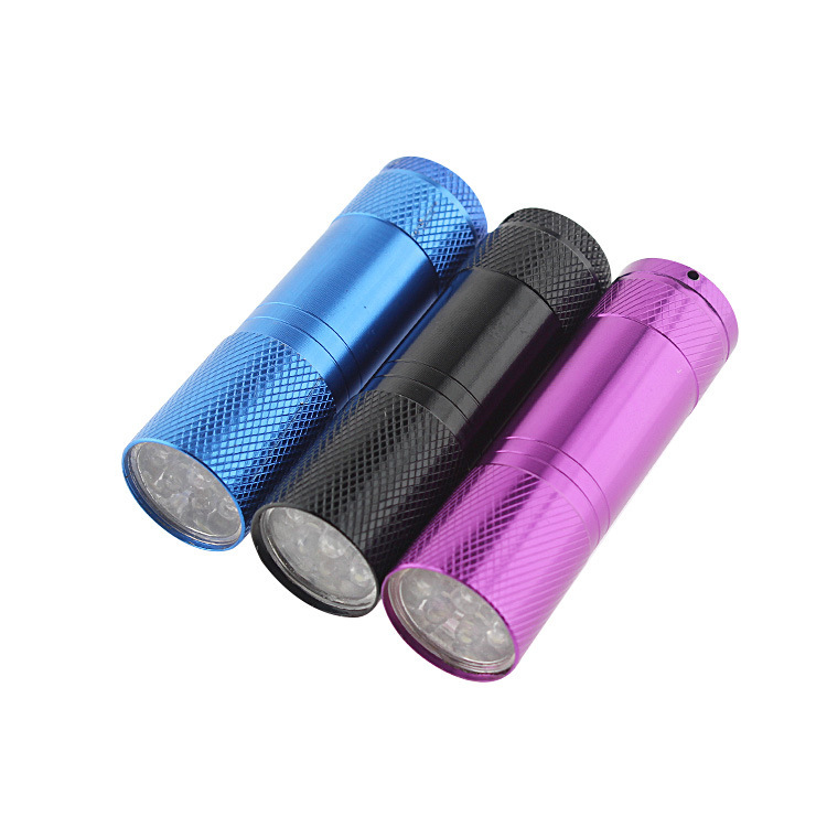 Customized New Aluminum Alloy Mini Flashlight No. 7 Battery Portable Home Camping Style Mini Flashlight Processing