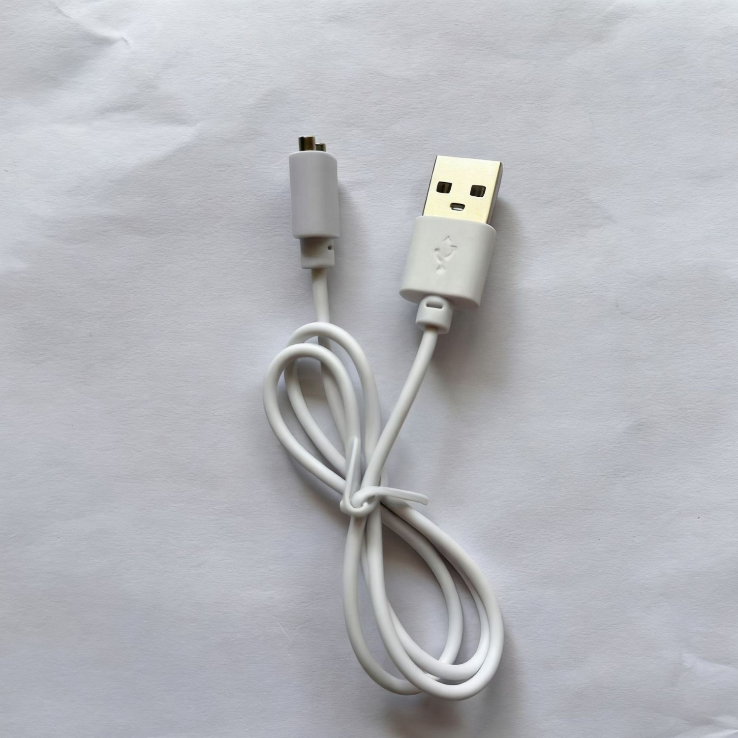 USB Magnetic Charging Cable with Straight Connector Spacing of 4-10 Millimeters, Electric Toothbrush, Facial Cleanser, Strong Magnetic Charging Cable