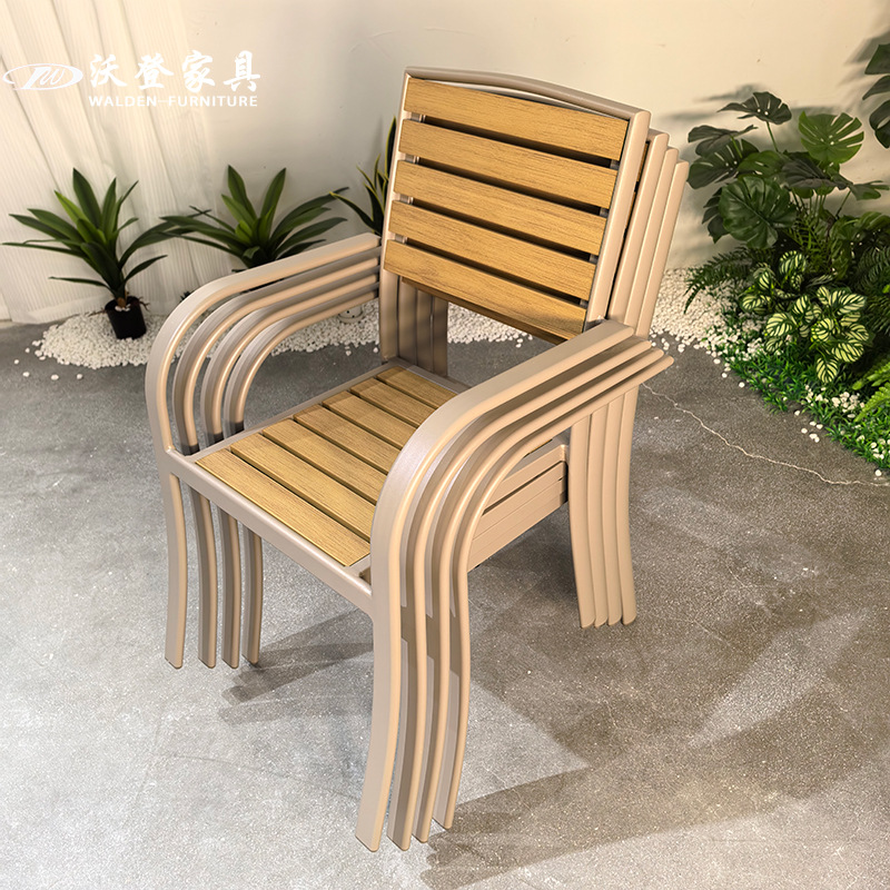 Woden Outdoor Courtyard Aluminum Alloy Plastic Wood Sun Round Table and Chairs Open-Air Balcony Outdoor Waterproof Sun Protection Imitation Wood Tables and Chairs