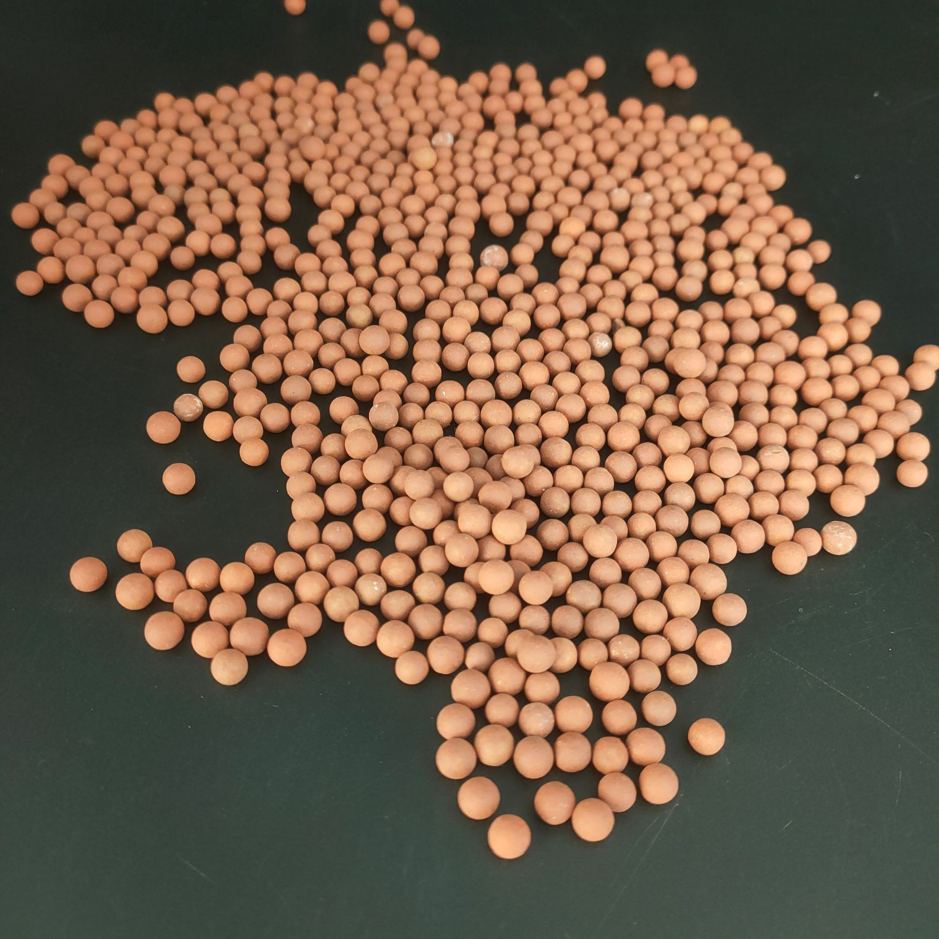 Supply Medical Stone Ball Water Purification Gardening Hydroponics Colorful Ceramic Ball Seat Cushion Pillow Core Filling Functional Far Infrared Ball