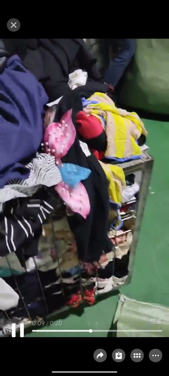 Second-Hand Clothes Old Stock Live Source Selection African Southeast Asian Girls' Skirts Short Cotton Dresses 2 Yuan 3 Yuan 0.5kg