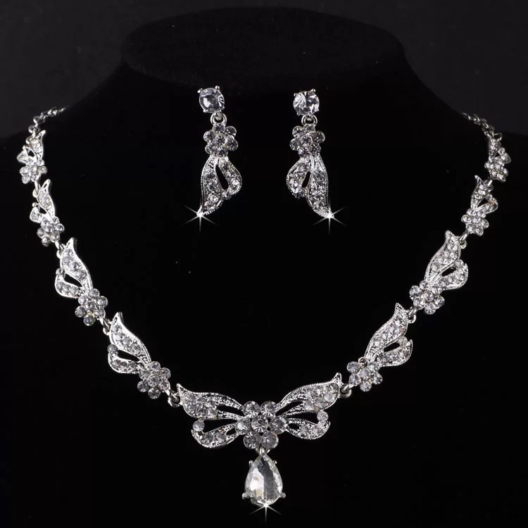 Exquisite Super Flash Crystal Necklace Earrings Set Bridal Jewelry Wedding Dress Accessories Dinner Party Earrings