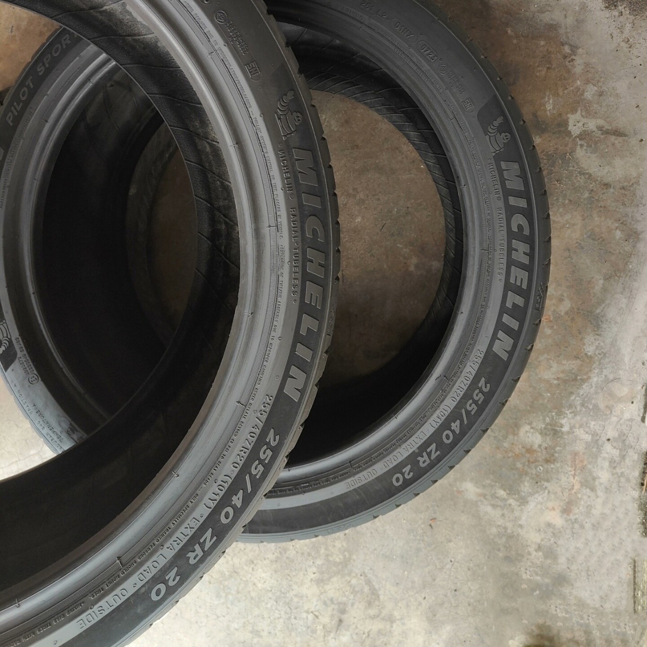 Michelin Used Tires 255/40R20 101Y Ps5 Zr Suitable for Tesla Audi A6L