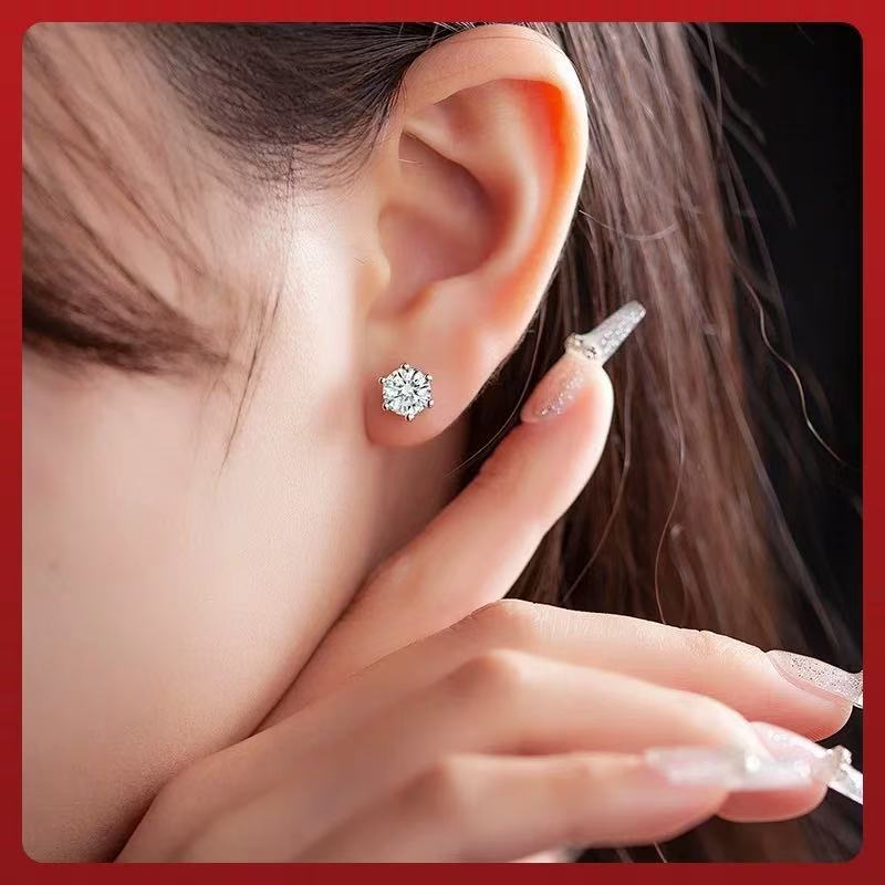 Platinum Pt950 Inlaid with Cultivated Diamonds 30 Points 50 Points Simple Six-Claw Cultivated Diamond Earrings Classic Six-Claw Earrings