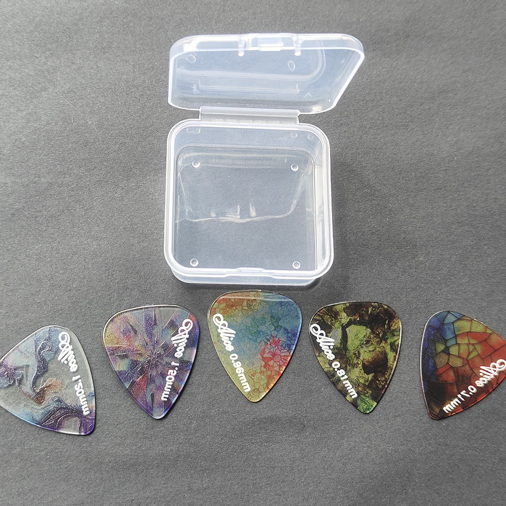 Alice's New Product Fantasy Finger Pick Pick Boxed Folk Acoustic Guitar Accessories Fantasy Ultra-Thin Modified Carbon Pick