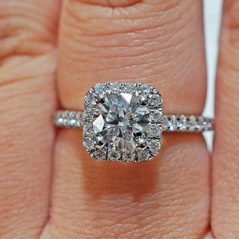 Pt950 Platinum Cultivated Diamond Ring for Women Square Shape Starry Wedding Proposal Starry Surrounding Setting