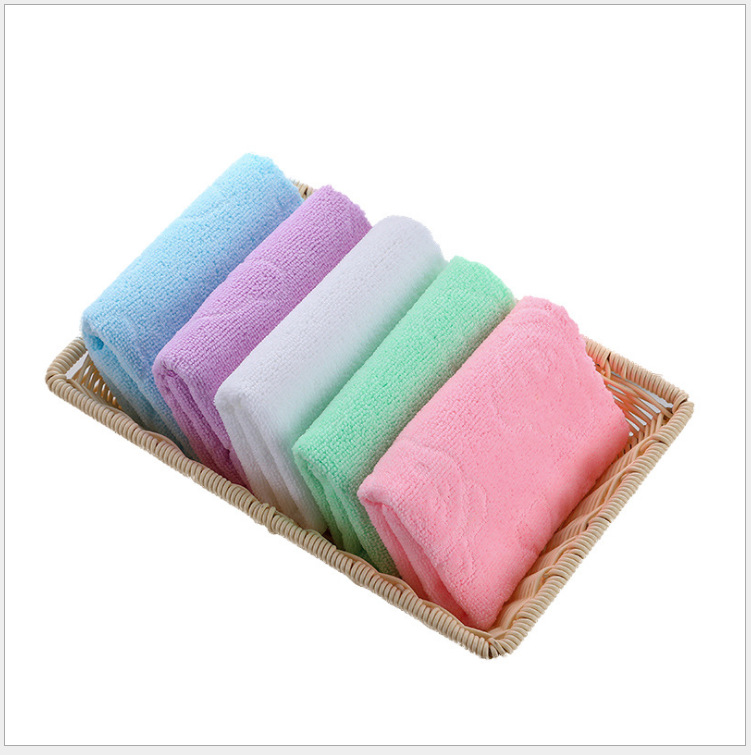 Fine Fiber Cartoon Embossed Bear Colorful Small Towel Event Gift Hotel Kitchen Rag Supplies
