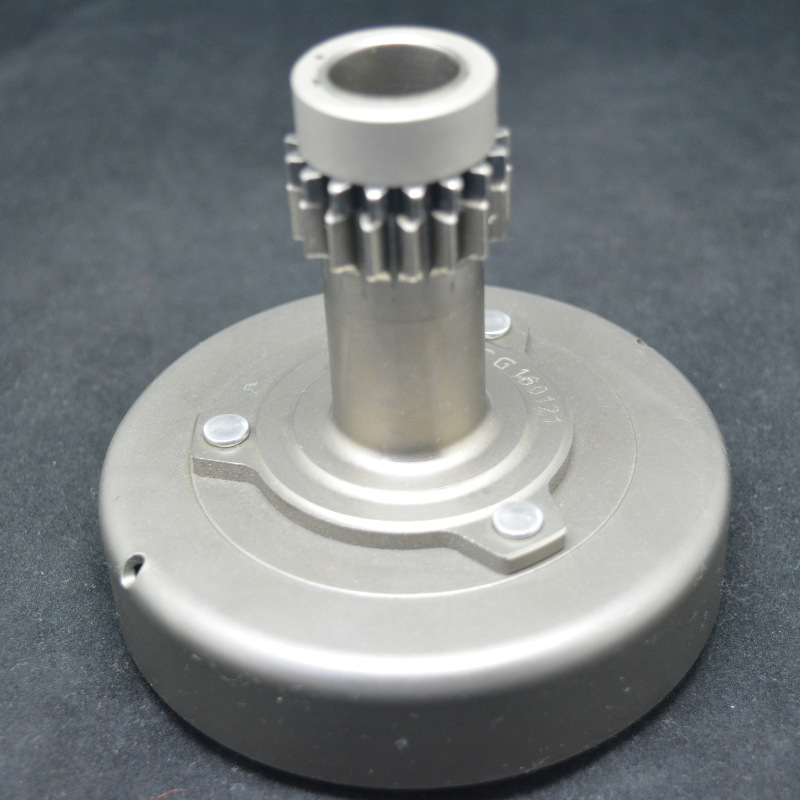 Cross-border factory direct sales applicable to Honda C100 series motorcycle engine clutch primary assembly