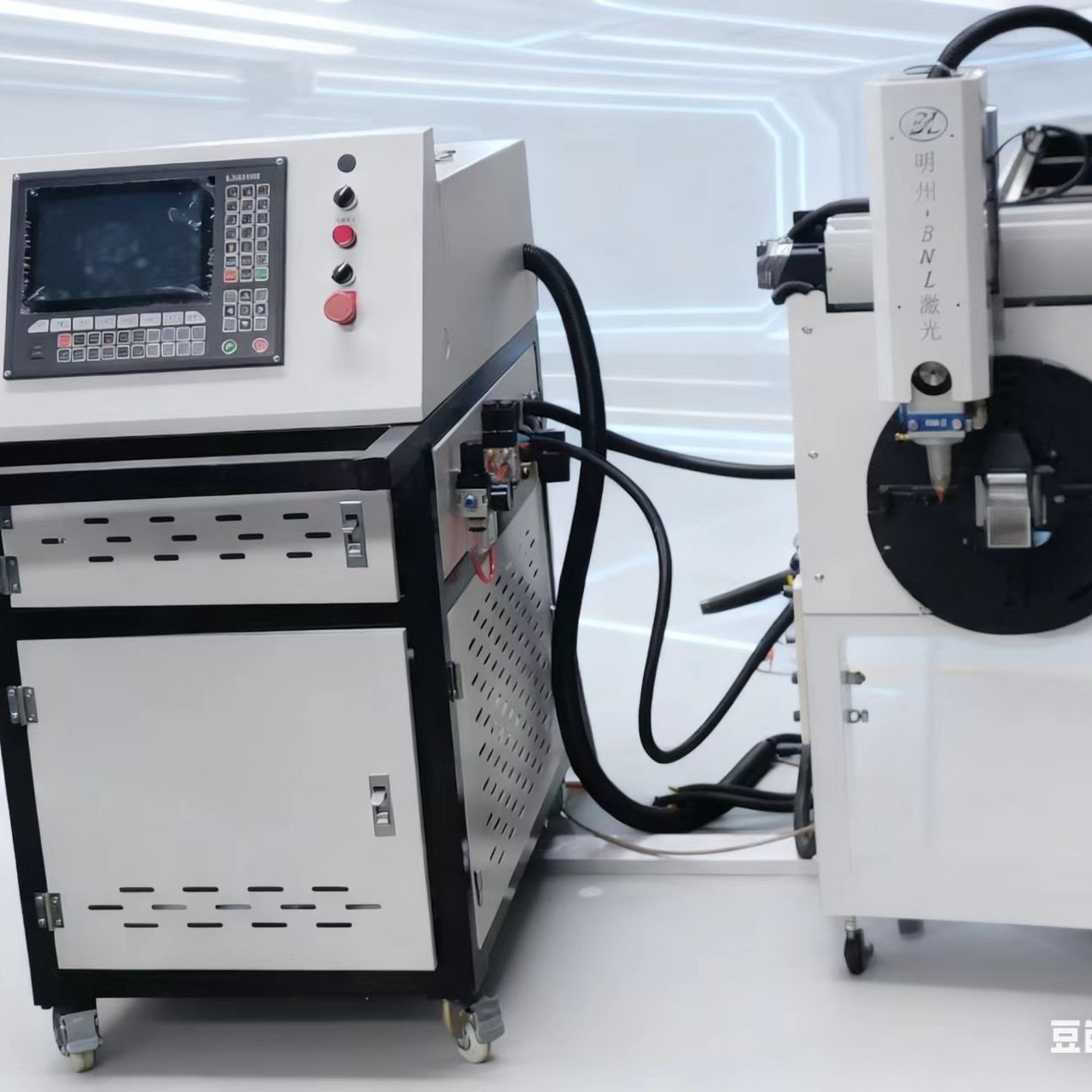 M100-2 Cnc Laser Tube Cutting Machine - Open Api Interface Easily Integrated to Smart Factory Mes System