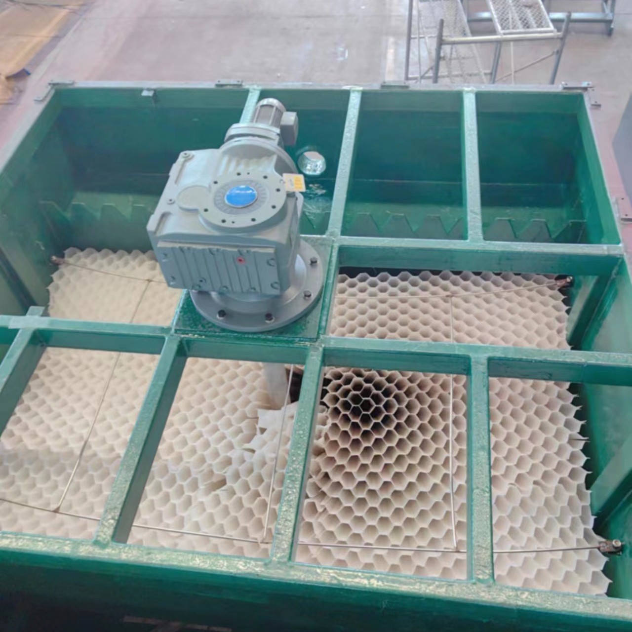 Frp Anti-Corrosion Construction Carbon Steel Anti-Corrosion Structure Anti-Corrosion Epoxy Resin Anti-Corrosion Construction Frp