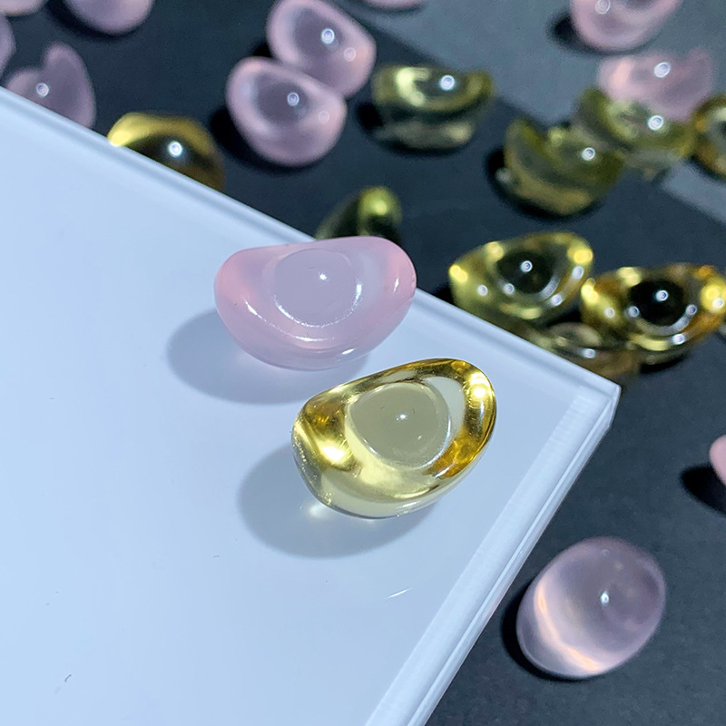 Factory wholesale jewelry processing crystal bracelet color treasure carving pieces South red agate bracelet inlay processing