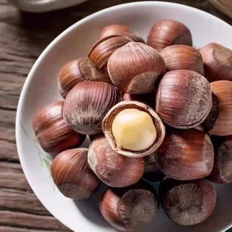 Russian-Style Large Hazelnuts with Thin Skins, Ready-To-Eat Snacks, Local Specialty, One Bag with Free Shipping