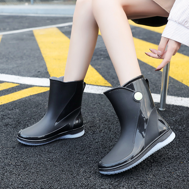 Fashion Women's Winter Short Barrel Rain Boots Kitchen Water Treading Rubber Shoes Non-slip Wear-resistant Cover Shoes Rain Shoes Adult Work Wearing Water Shoes