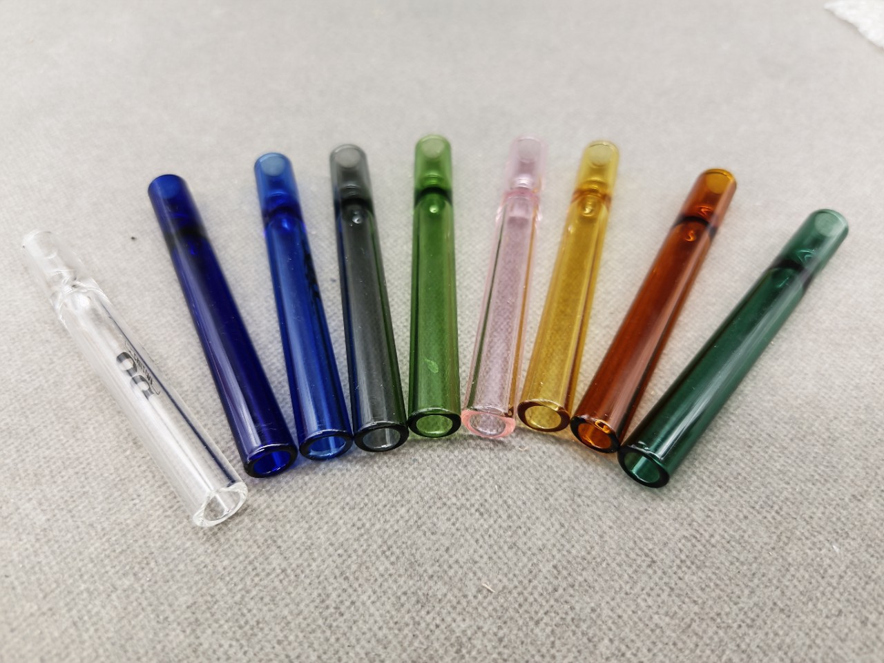 Производители 4-дюймовые стеклянные трубки для уменьшения зрачков, высокобorosilicate стеклянные держатели для сигарет