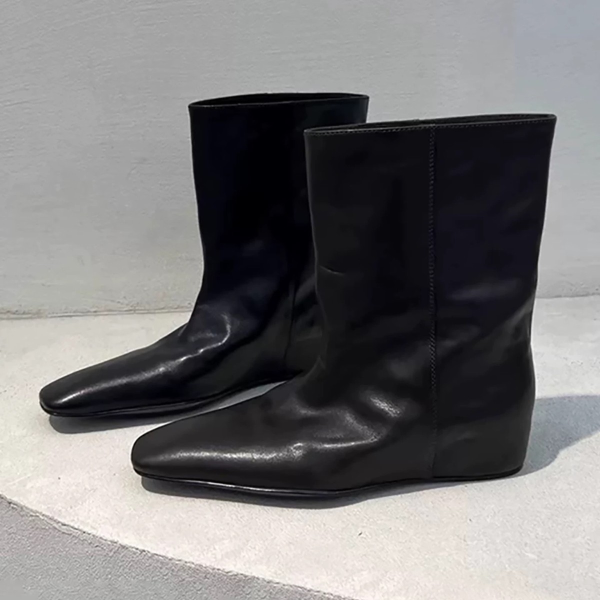 Cowhide Version ~ Retro Niche Square Toe Inner Heightening Sleeve Short Boots for Women Autumn and Winter Mid-Calf Boots Chelsea Boots