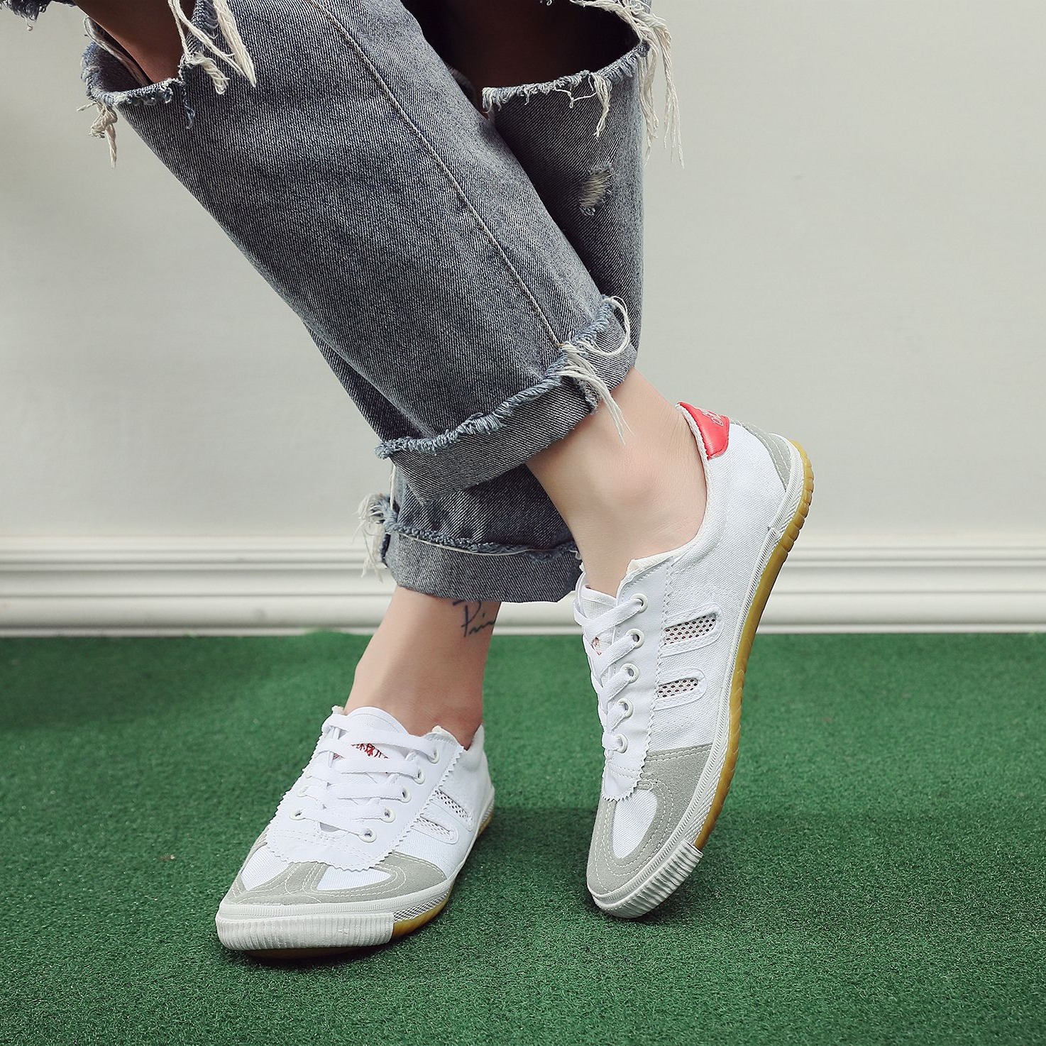 New white training volleyball shoes sports competition soft bottom breathable canvas training shoes martial arts shoes a generation of hair