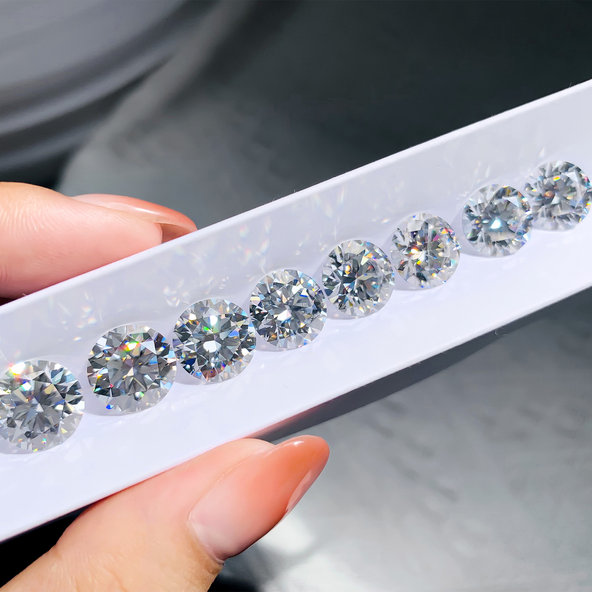 Moissanite Bare Stone Round DEFGH Color VVS Netity Eight Hearts and Eight Arrows Wuzhou Source Manufacturer Direct Supply Spot Wholesale