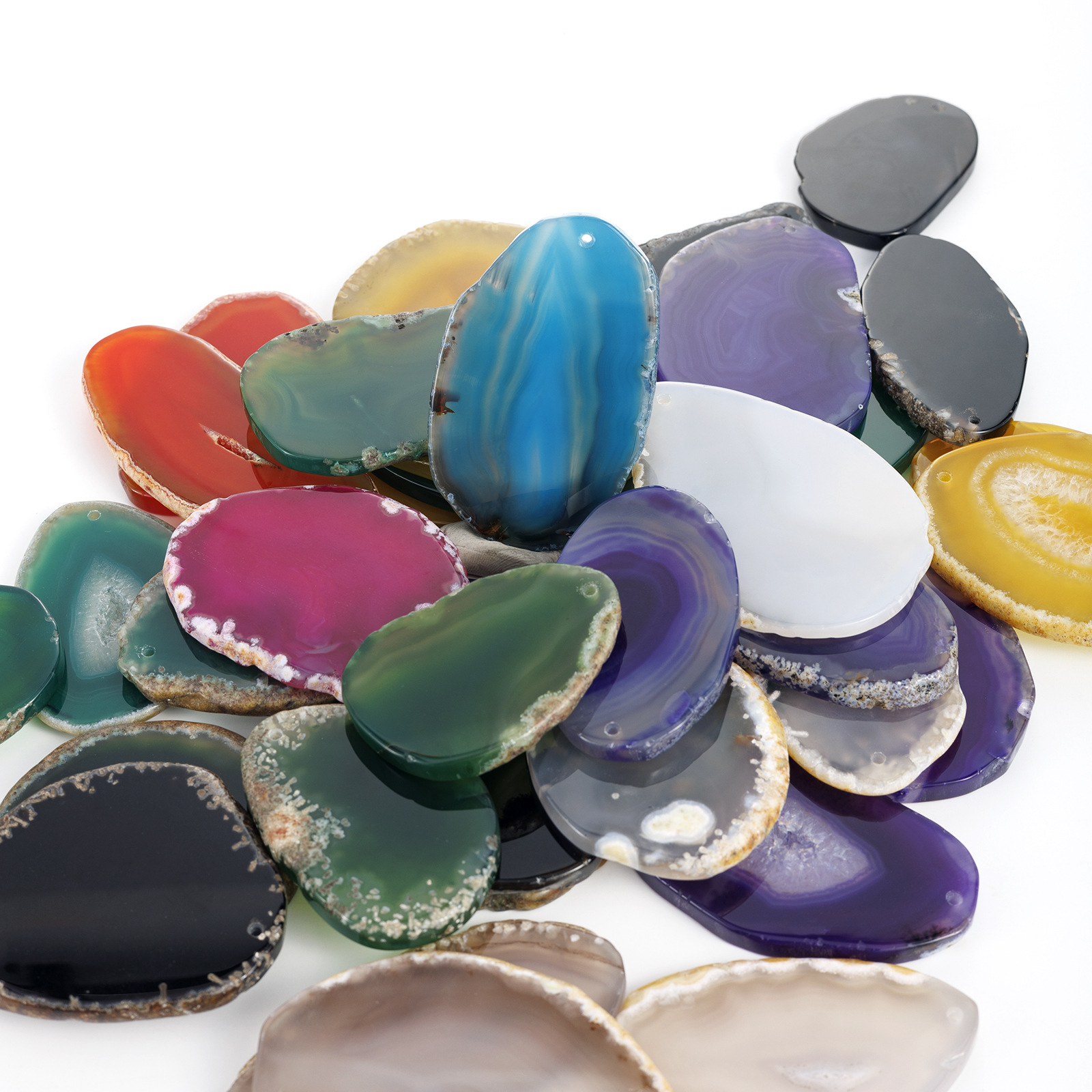 Cross-Border Hot-Selling Perforated Agate Slices, Wind Chime Slices, Raw Stone Red Agate Slices, Sweater Pendants, Lighting Wholesale