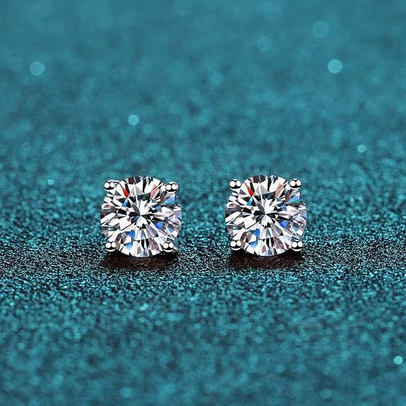 Platinum Pt950 Cultivated Diamond Stud Earrings for Women, Simple 50 Points Four-Prong Earrings for Men and Women, Birthday Gift for Girlfriend