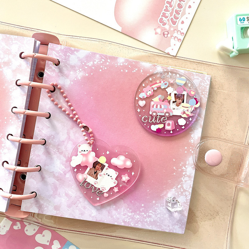 Coo Chuck Wholesale Transparent Acrylic Keychain Pendant Handmade Coo Chuck Creative DIY Gradient Coo Chuck suit