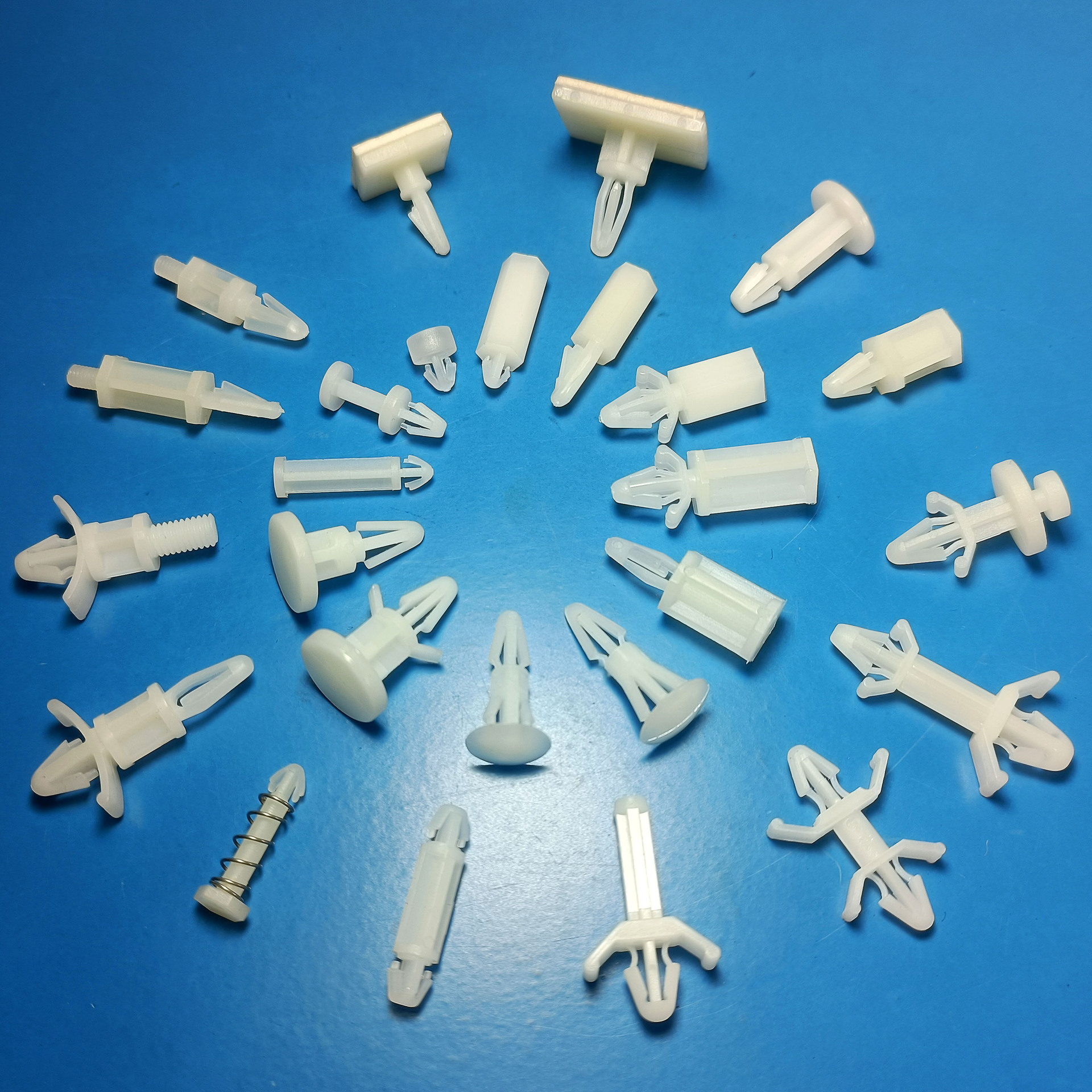 Aircraft head isolation column PC board support column rivet flat bottom spacer column circuit board bracket nylon hexagonal column stud