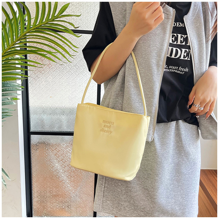 Korean Bucket Bag for Women, Simple Casual Versatile Handbag, Birthday Wedding Gift Nylon Underarm Gift Bag