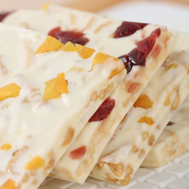 Inner Mongolia-Produced Triangular Cheese Ready-To-Eat Fresh Milk Cheese Cream Cheese Milk Cap Kidsren's Nutritional Snacks Dairy Products Wholesale