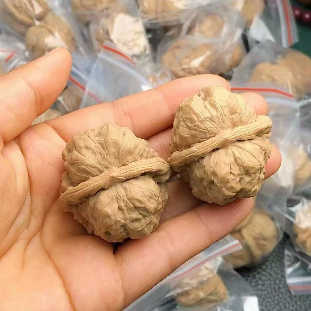 Wen Play Walnut Toad Head Mill White Lion Four Building Official Hat Various Play Toad Head Walnut Wen Play Wholesale