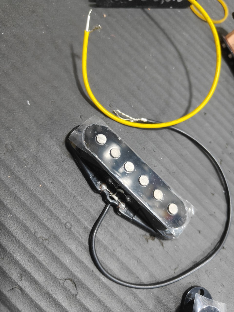 Guitar Panel Accessories Potentiometer Electric Guitar/Electric Bass Universal B500K18MM Guitar Potentiometer Musical Instrument