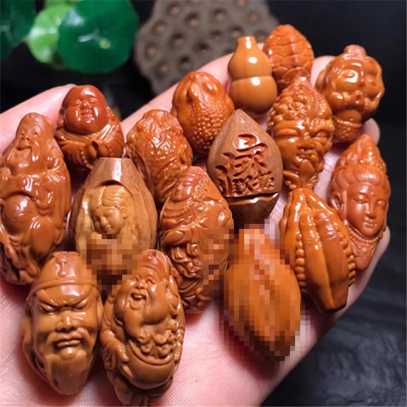 Olive Kernel Single Carving Small Pendant Pudu Guanyin God of Wealth Collection Old Oil Kernel Single Seed Hanging Ornaments for Men's and Women's Cultural Play