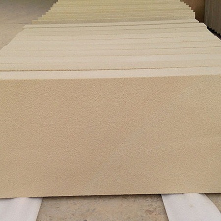 Yellow sandstone sandy medium coarse, noble color, suitable for exterior walls, floor, carving materials, mine direct supply