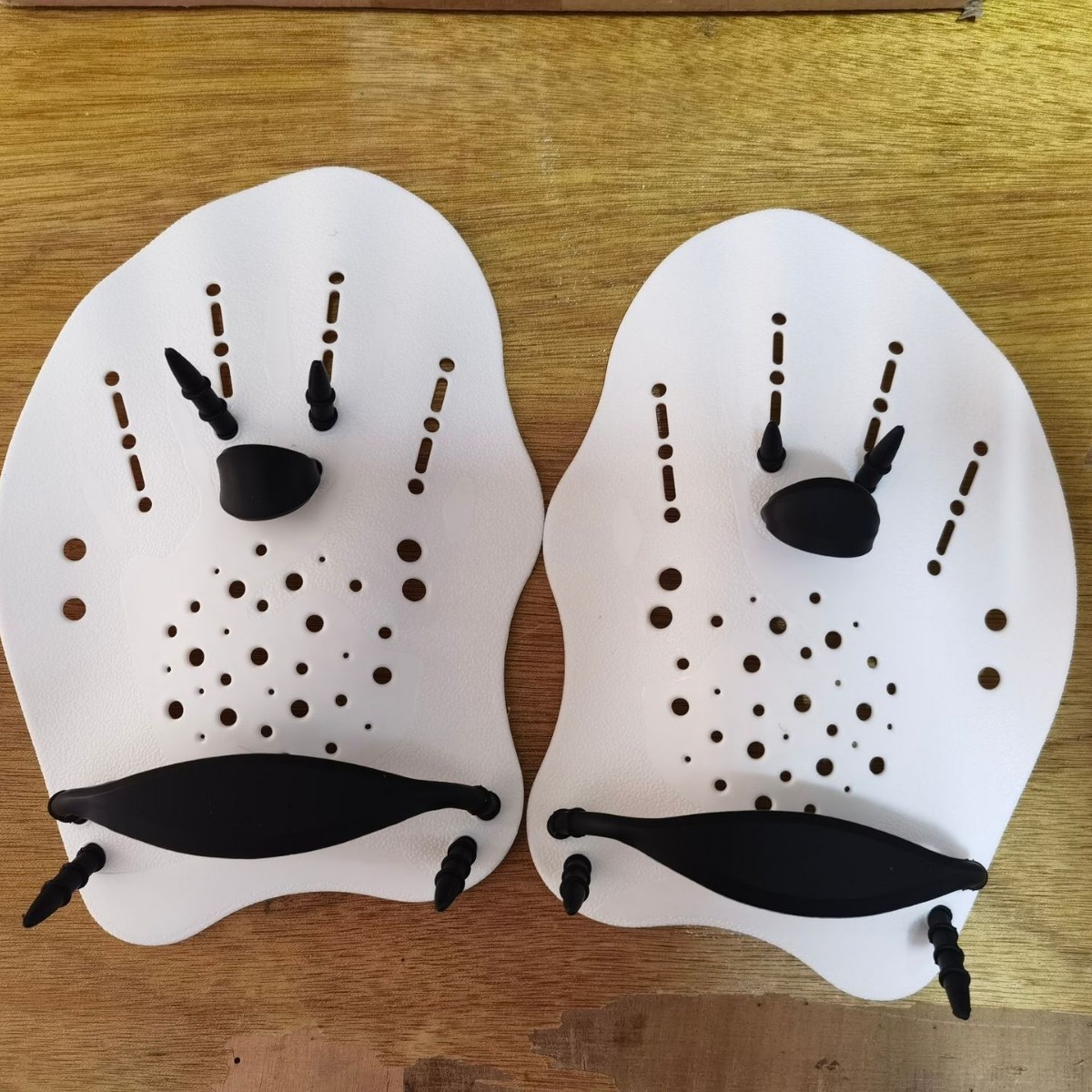 in stock Adult Children's Flipper Silicone Hand Stroke Palm Power-assisted Swimming Paddling Paddling Freestyle Stroke Arm-assisted Swimming Paddling Fin