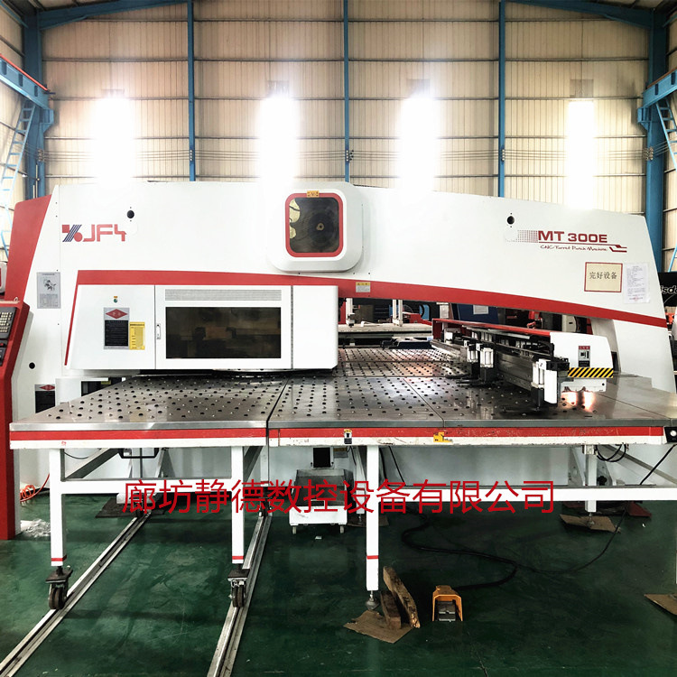Джянсу Цзиньфаньюань Mt300E полностью электрический серво ЧПУ турельный пресс ЧПУ Ланфан Цзиньдэ