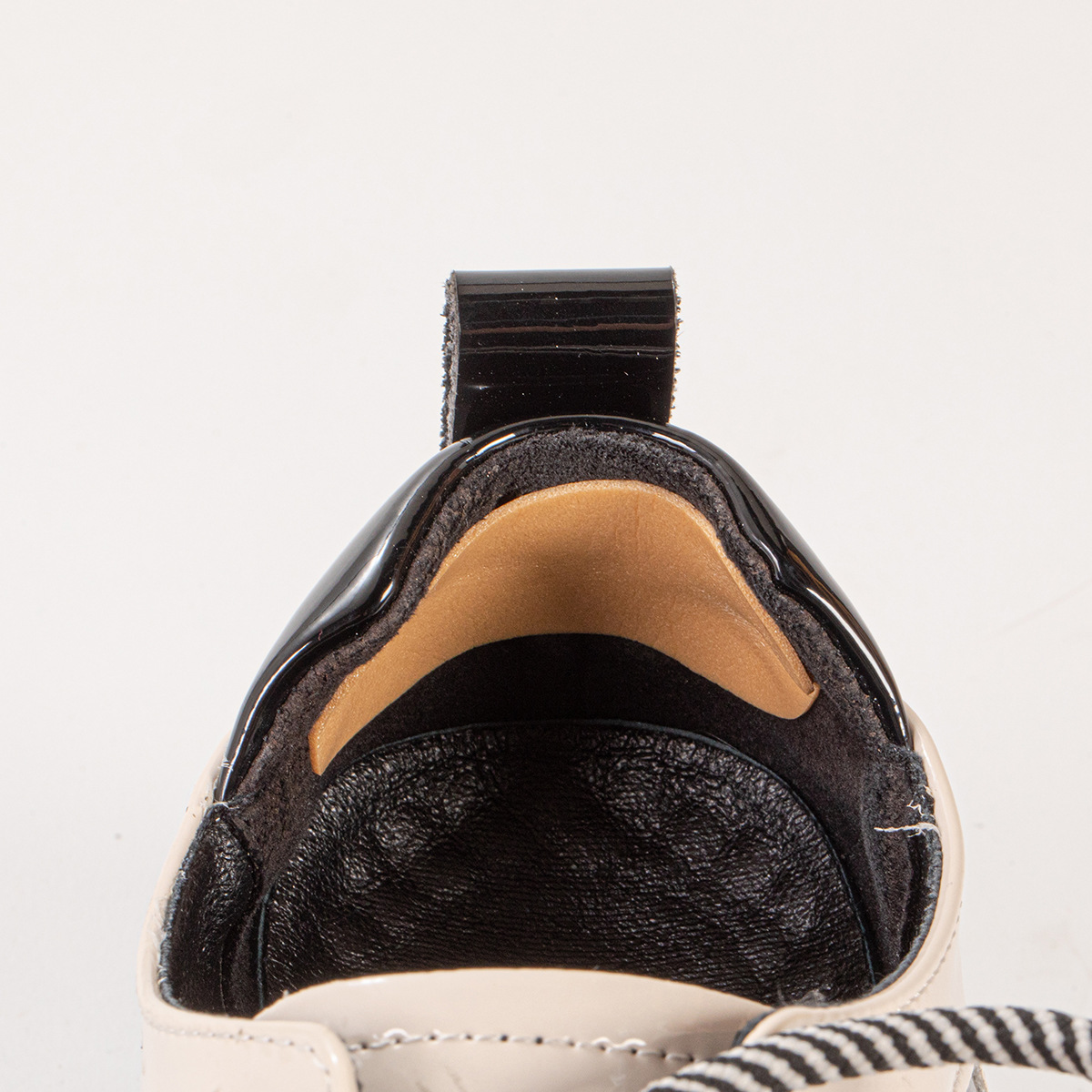 Cross-border in stock foam anti-wear foot yellow heel sticker toe anti-heel high heels waterproof breathable sports foam