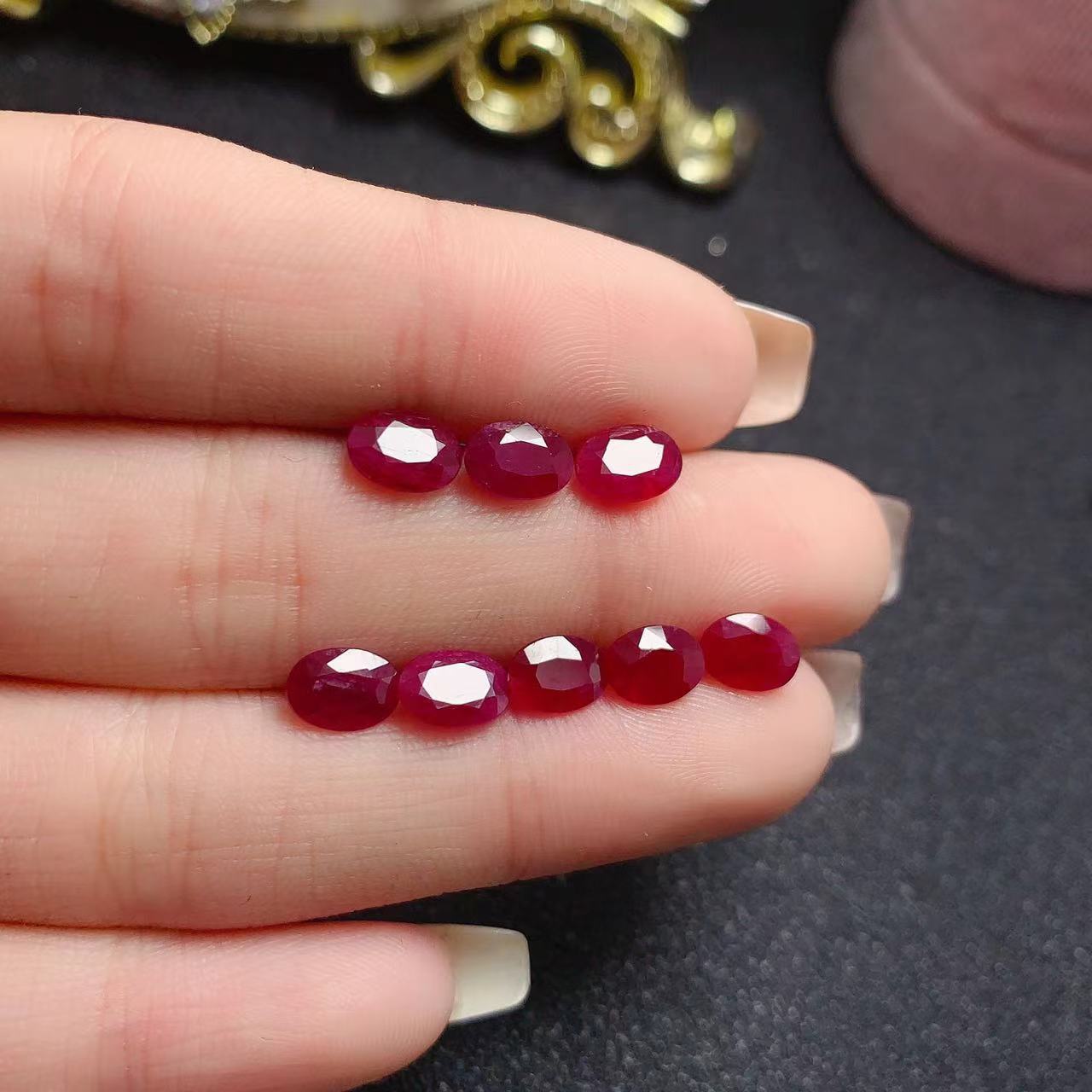 Factory Wholesale Natural Pigeon Blood Red Loose Ruby ​​Ring Surface Oval Multi-Rules Inlaid Ring Earrings Jewelry