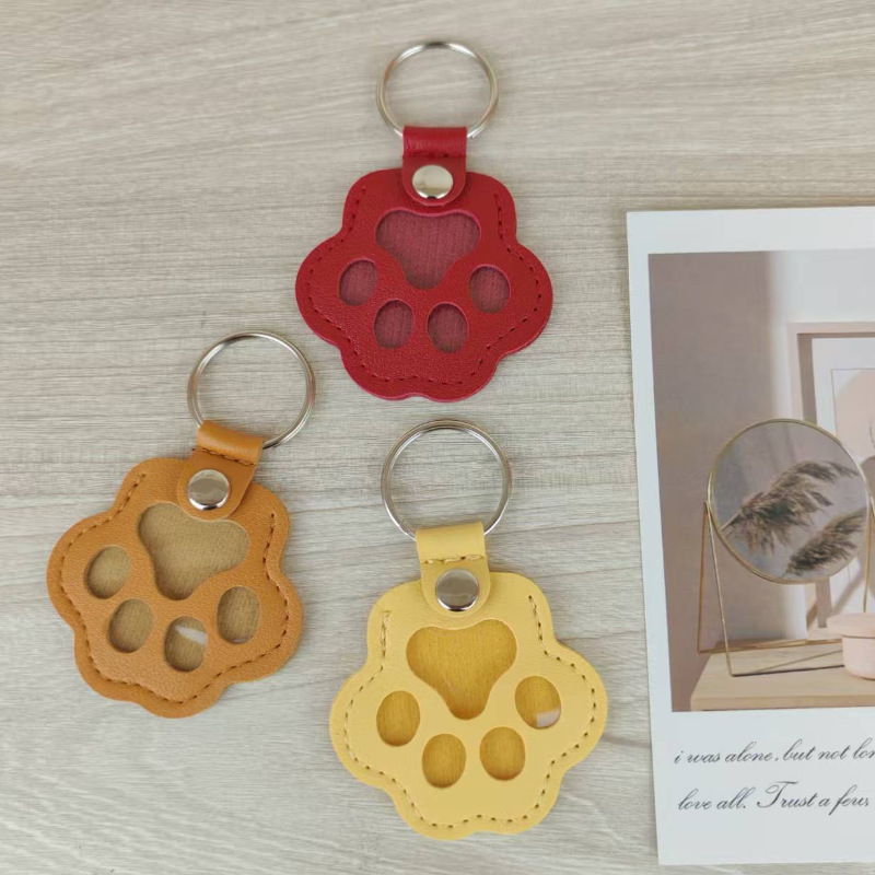 Hot Selling Pet Hair Pu Cosmetics Bag Portable Paw Print Keychain Pendant Hair Commemorative Tag Cat and Dog Pet Tag