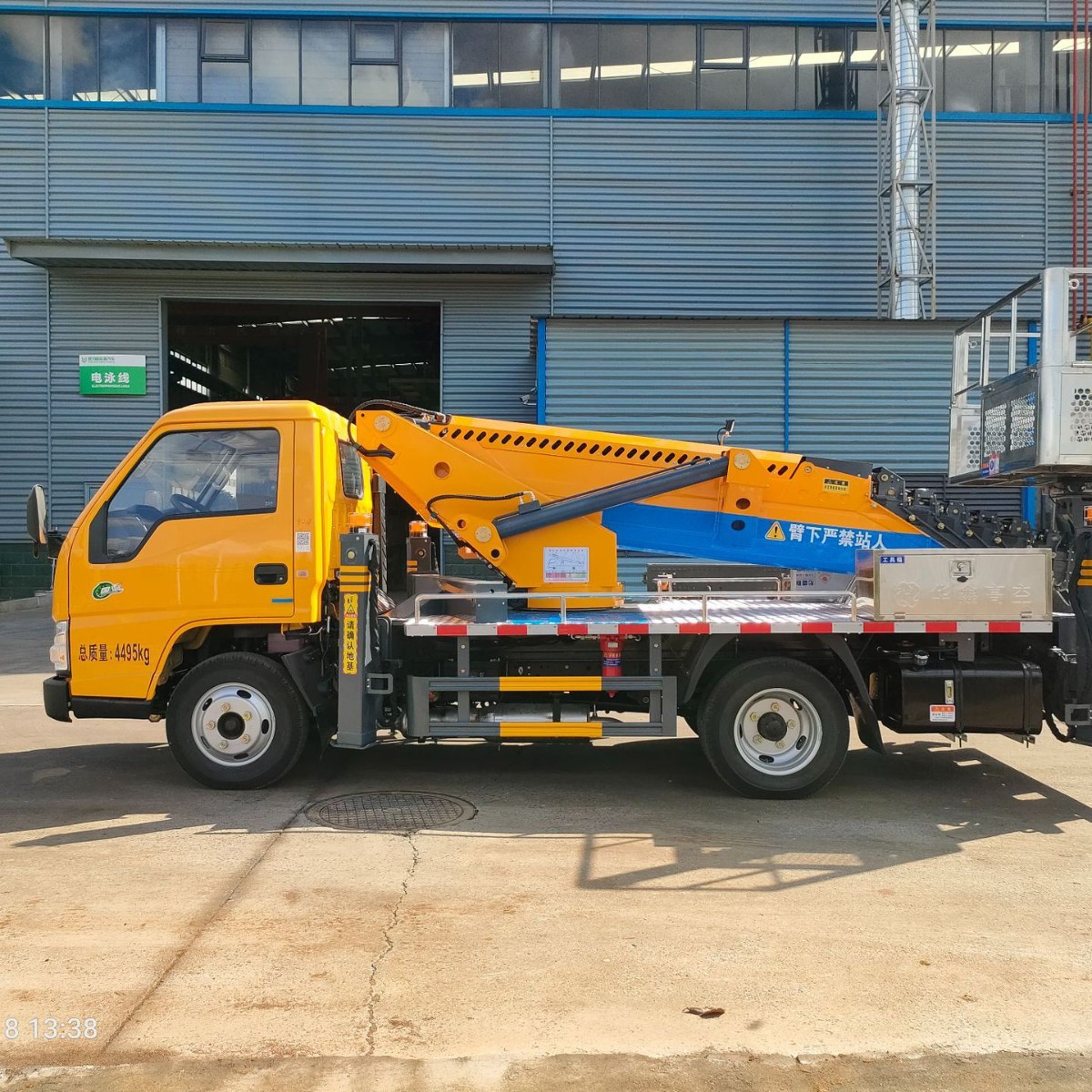 Jmc Shunwei 23m Aerial Work Platform Factory Direct Sale 15- 45m , Various Export Models Available